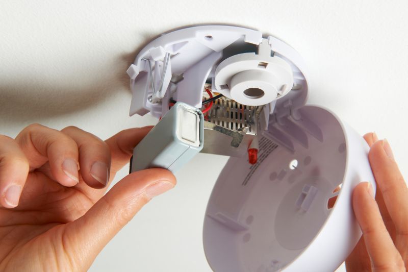 Cost of Smoke Detector Installation — Cost of Smoke Detector Installation